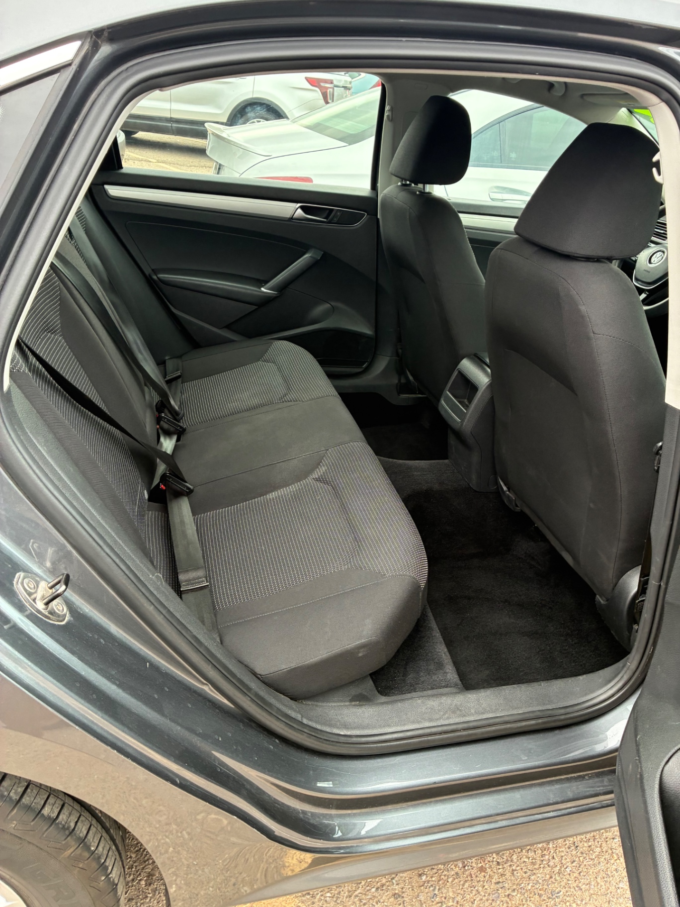 2016 Volkswagen Passat S thumbnail 7