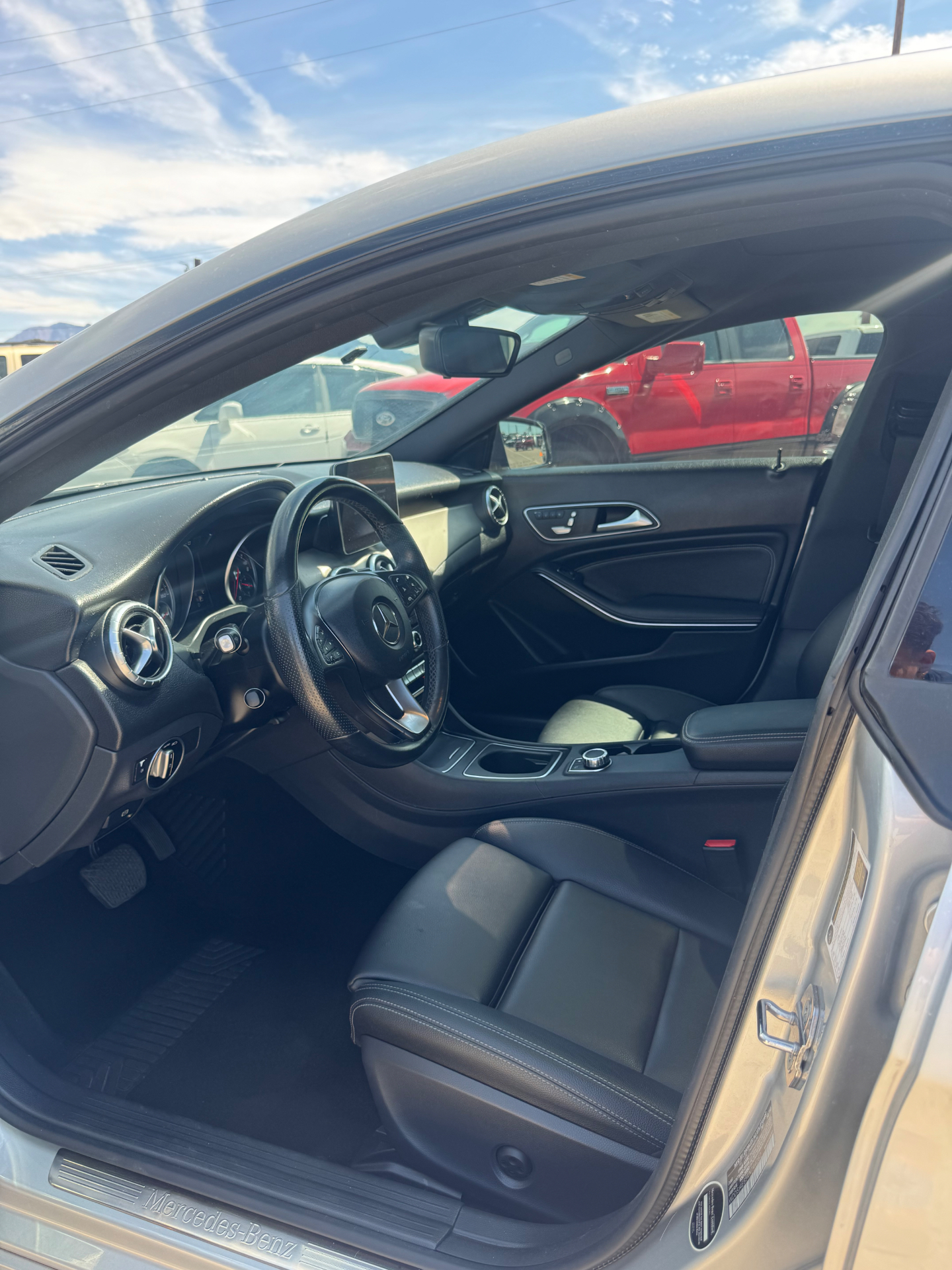 2019 Mercedes-Benz CLA 250 4MATIC thumbnail 8