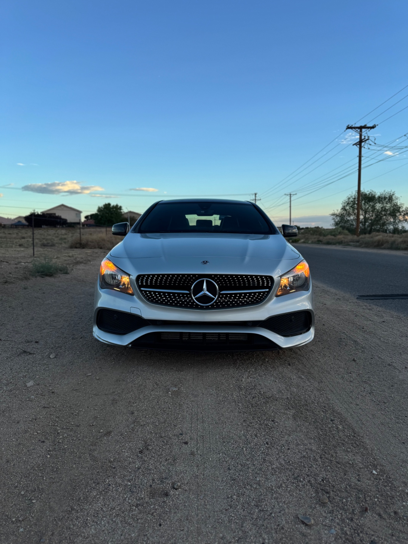 2019 Mercedes-Benz CLA 250 4MATIC thumbnail 3
